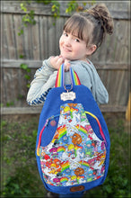 Load image into Gallery viewer, Cissy Retro-tec Sling Bag