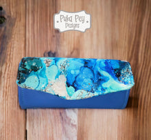 Load image into Gallery viewer, Blue Splash Elle Clutch Wallet
